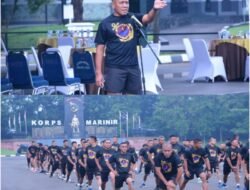 Jumat Sehat, Danpasmar 1 Pimpin Perwiranya Olahraga Lari Bersama