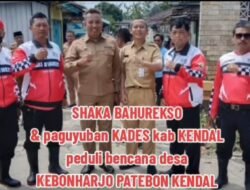 Shaka Bahurekso dan Ketua Paguyuban Kades Berikan Bantuan Warga Terdampak Musibah Banjir
