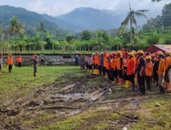Operasi Pencarian Korban Tanah Longsor di Trenggalek Terus Berlanjut, Target Temukan 4 Korban Lainnya