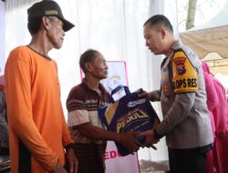 Sambut Hari Bhayangkara ke-79 Polres Tulungagung dan Bhayangkari Gelar Baksos dan Tanam Mangrove