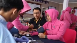 Sambut HKGB ke-73, Polres Trenggalek dan Bhayangkari Gelar Bakti Sosial Donor Darah