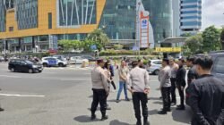 Massa Aksi Buruh di Jatim Berjalan Tertib, Polresta Sidoarjo Kawal Hingga Batas Kota Surabaya