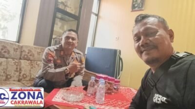 Kunjungan Silaturahmi Pimpinan Media Zonacakrawala.com ke Kapolsek Weleri yang Baru.