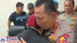 Kapolri Peluk dan Minta Maaf Langsung Kepada Keluarga Korban Tewas Tertabrak Kendaraan Rantis Brimob 