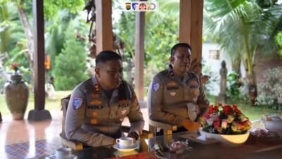 Wadirlantas Polda Bali AKBP I Gede Putra Pimpin Anjangsana ke Purnawirawan di HUT Lantas ke-70