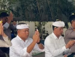 Wadir Lantas Polda Bali Pimpin Persembahyangan Rahina Tumpek Landep di Mako Ditlantas