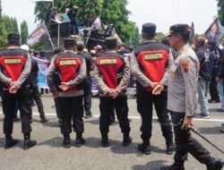 Dijaga Personel Gabungan, Unras di Purbalingga Berlangsung Aman