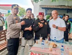 Polres Metro Bekasi Gelar Jumat Peduli, Sembako Disalurkan untuk Driver Ojek Online di Cikarang Utara
