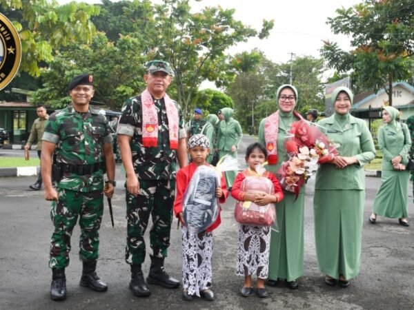 Kunjungi Yonkav 2/TC, Pangdam IV/Diponegoro Beri Arahan Prajurit dan Uji Kemudi Tank AMX 13
