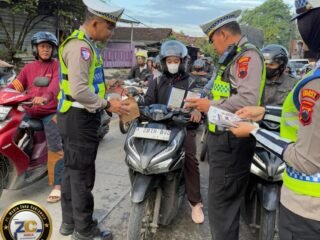 Satlantas Polres Kendal Masifkan Dikmas Lantas di Hari Ketiga Operasi Keselamatan Candi