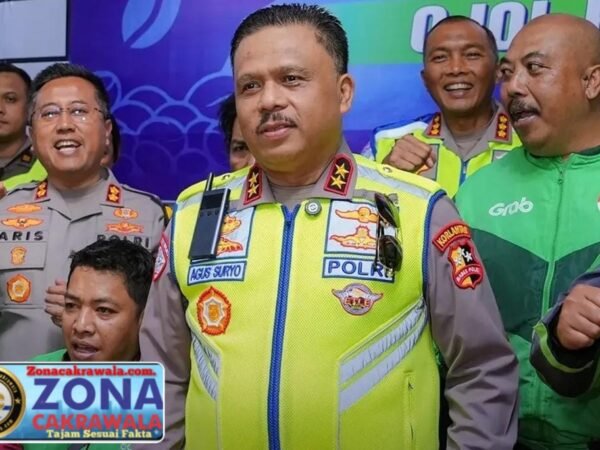 Polantas Menyapa dan Melayani: Cara Korlantas Polri Bangun Kepercayaan Lewat Sapaan