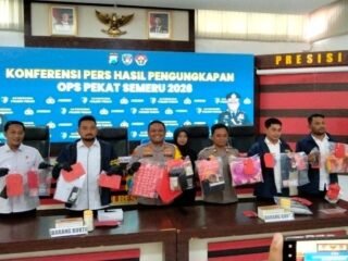 Simpan Sabu di Kotak Kosmetik, Mantan LC Ditangkap Satreskoba Polres Tuban