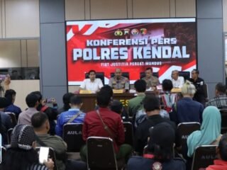 Polres Kendal Ungkap Penyerangan Polisi Saat Lerai Perkelahian di Kaliwungu, Dua Pelaku Diamankan