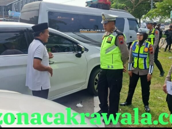 Patroli Humanis di Rest Area 391A Ringinarum Kendal Polisi Ingatkan Keselamatan Pemudik