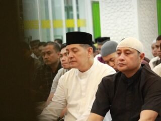 Kapolda Kalbar Irjen Pol Pipit Rismanto Ajak Personel Makmurkan Masjid dan Salat Tarawih Berjamaah Selama Ramadhan