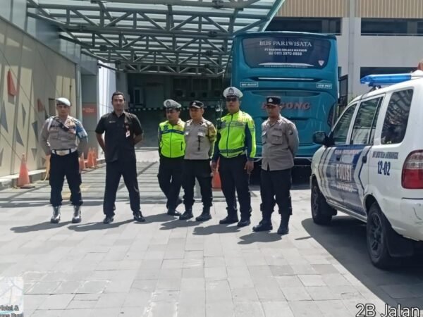 Polsek Sukomanunggal Pastikan Keamanan Timnas U-17 di Hotel Harris Surabaya