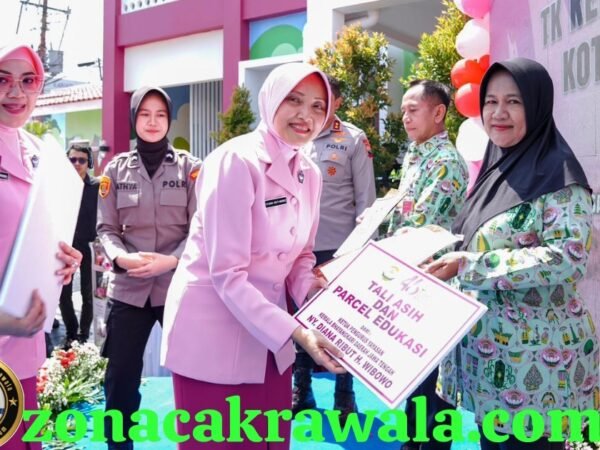 Kapolda Jateng dan Ketua Bhayangkari Jawa Tengah Resmikan TK Kemala Bhayangkari 05 Semarang