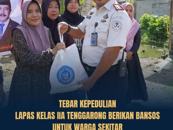 Wujud Kepedulian Sosial, Kalapas Tenggarong Salurkan Bantuan untuk Warga Kampung SAE