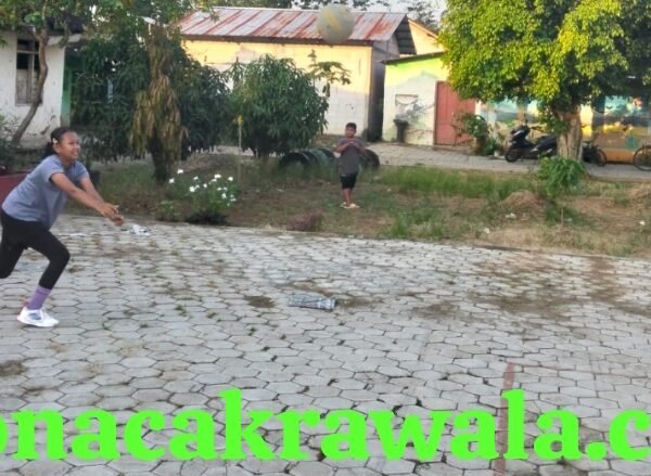 Kehadiran Satgas TMMD Dekat dengan Anak-Anak, Tumbuhkan Semangat Olahraga di Desa