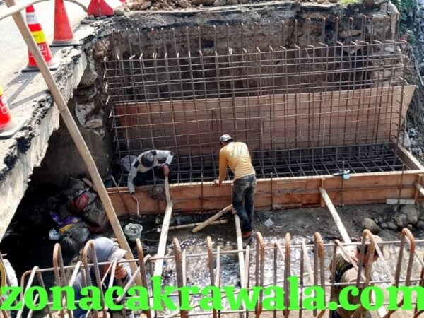 Dinas PUPR Kota Semarang Dan PT PRABA MAS HILL Mulai Pembongkaran Jembata DI Jalan Simongan, Rencana Sudah Disiapkan Jauh -Jauh Hari