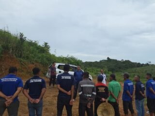 Kejar Target Ketahanan Pangan, Kalapas Tenggarong Awasi Langsung Pembangunan Kandang Ayam di KM 10 Jahab