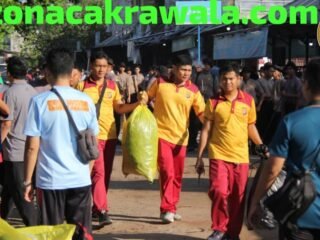 Bersinergi Korve Massal Pasar Kahayan, Wujud Komitmen Polda Kalteng Dukung Penuh Indonesia Asri 