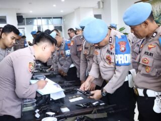 Polres Gresik Gelar Pengecekan Senjata Api Dinas, Pastikan Personel Tertib Administrasi