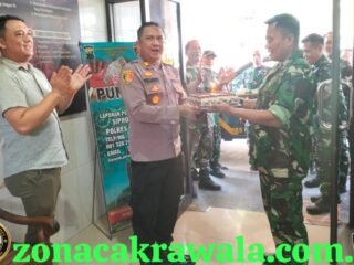 Sinergitas Tanpa Batas Danramil Weleri Sambangi Polsek Beri Kejutan di HUT Bhayangkara ke-80