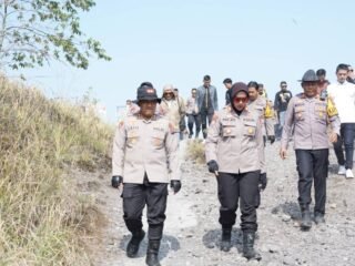 Cegah Karhutla, Polres Kediri Siagakan Ratusan Personel Gabungan di Lereng Kelud