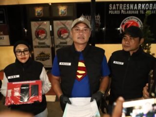 Polres Pelabuhan Tanjung Perak Ungkap Peredaran 8,4 Gram Sabu, Pria 51 Tahun Diamankan