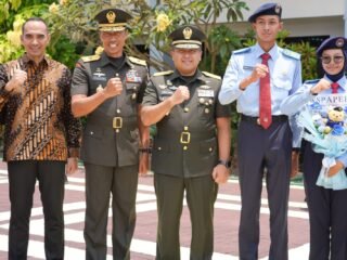 Kasdam IV/Diponegoro Hadiri Penutupan Penanaman Dasar Siswa SMA Taruna Nusantara