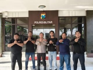 Kapolres Blitar AKBP Ardhy Zul Hasbih Nasution Tegaskan Komitmen Berantas Judi: Anggota Terlibat Siap Ditindak, Sinergitas Media Diperkuat