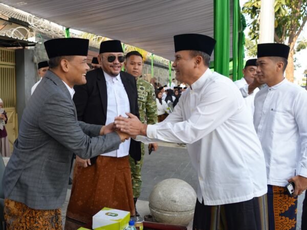 Pangdam IV/Diponegoro Hadiri Upacara Hari Santri Nasional 2026 di Kota Tegal